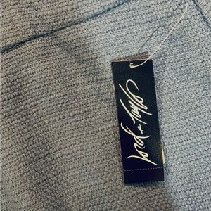 Lord and Taylor 100% cotton tweed pencil SKIRT